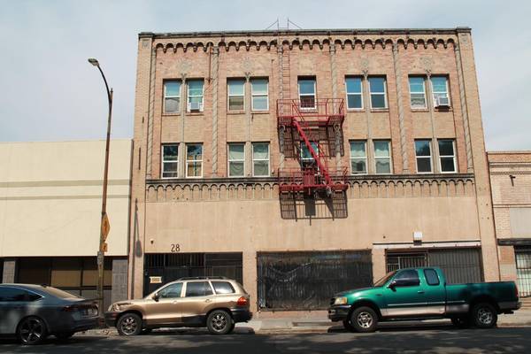 28/34 S American ST, Stockton, CA 95202 — commercial for sale